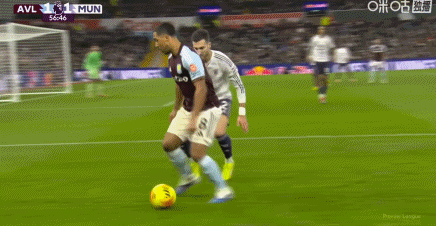 尼斯远射贴柱曼联今晚再遭质疑，尼斯赛后再遭质疑瞬间刷屏的简单介绍